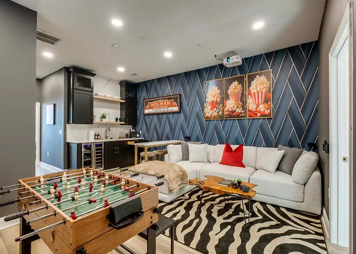 1 Mi To Dtwn Hot Tub Haven In Richmond!
