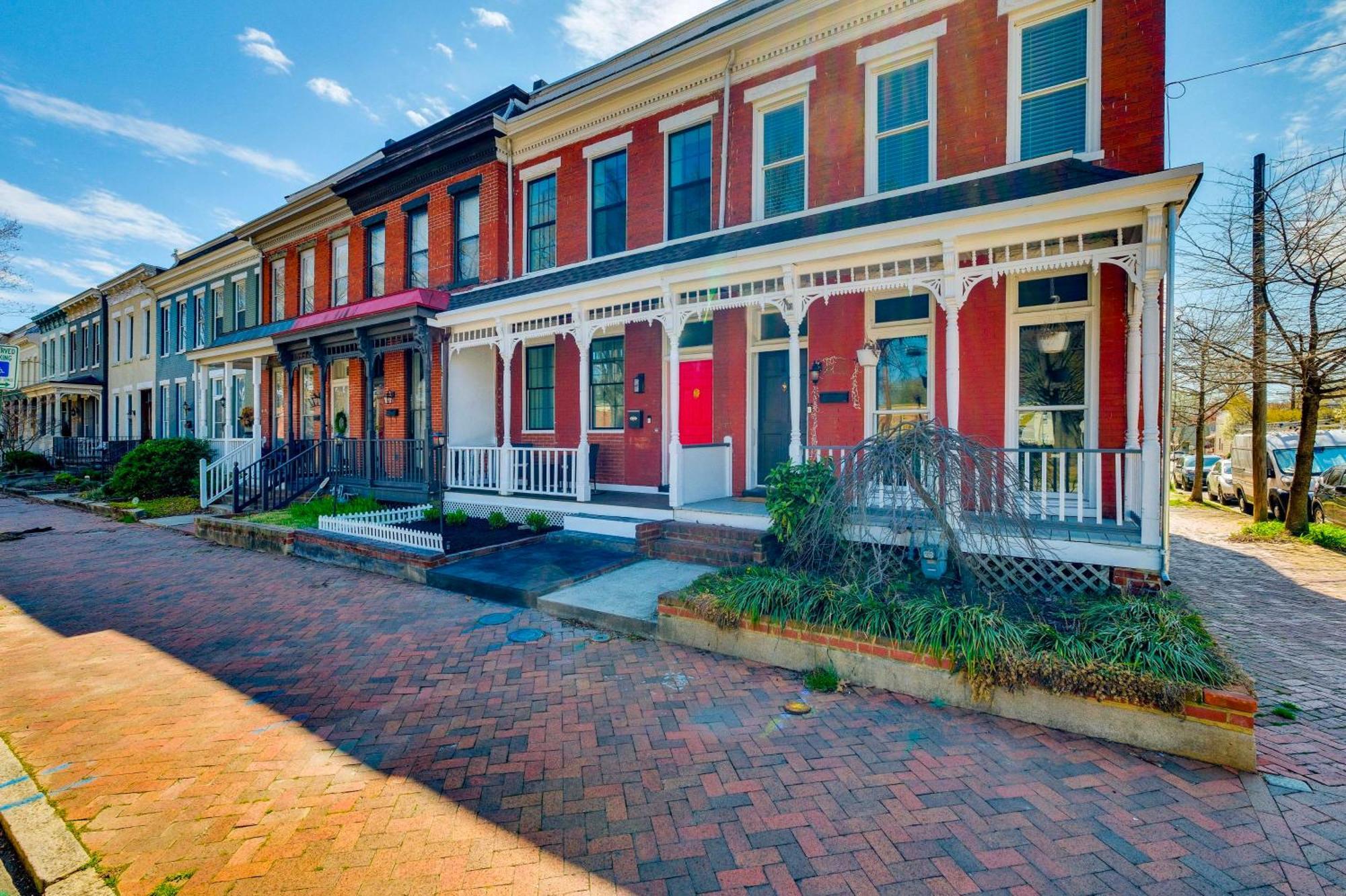 1 Mi To Dtwn Hot Tub Haven In Richmond!