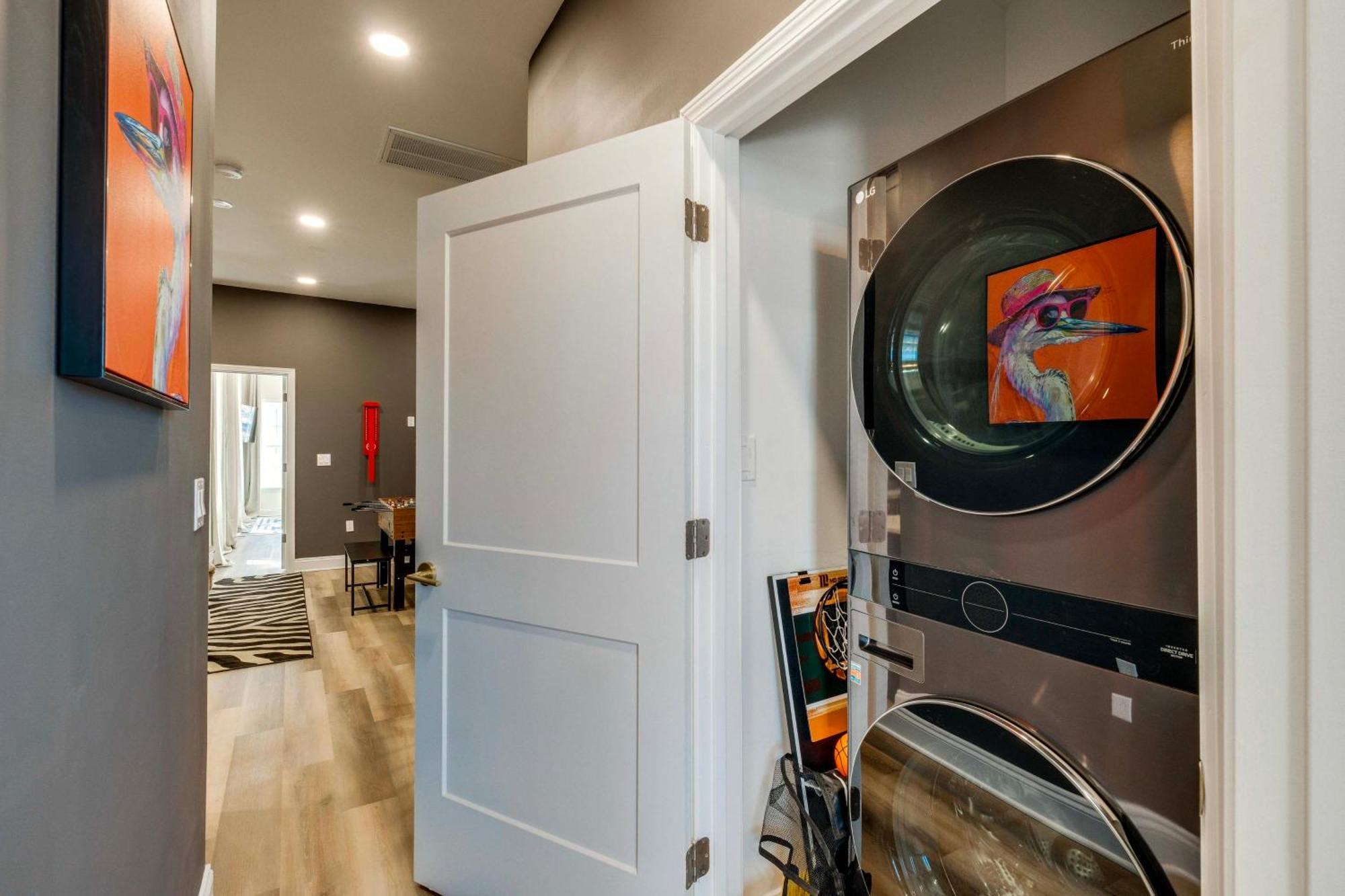 Holiday home 1 Mi To Dtwn Hot Tub Haven In Richmond! Richmond